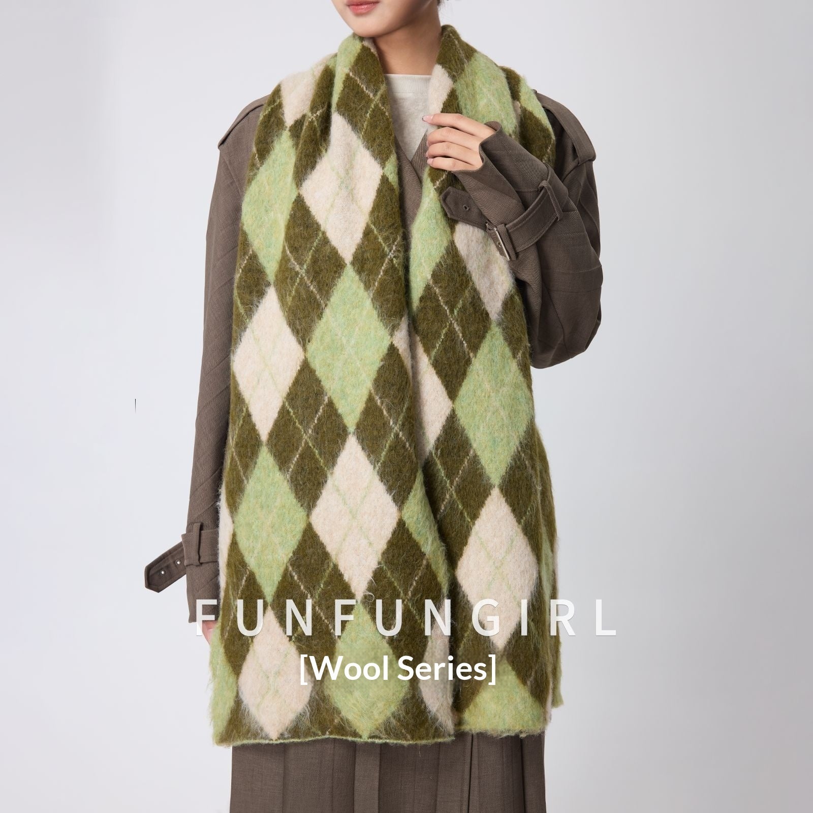 Diamond Pattern Retro Scarf