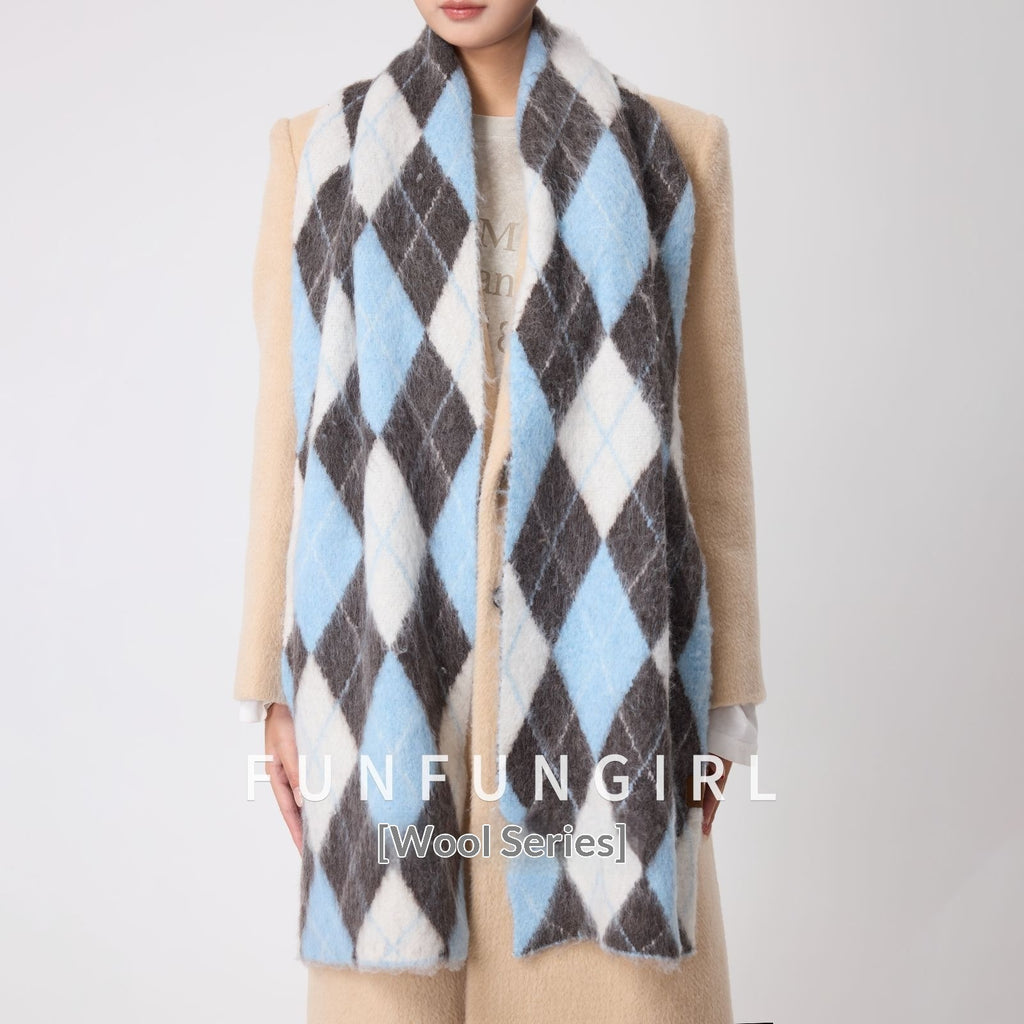 Diamond Pattern Retro Scarf