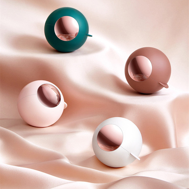 Reusable roller with pet hair removal gel